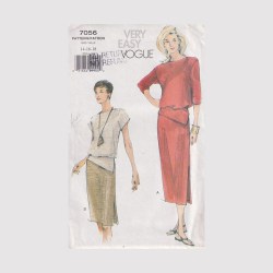 7056 VOGUE EASY PULLOVER BLOUSON PEPLUM DRESS PATTERN 14-18 UNCUT